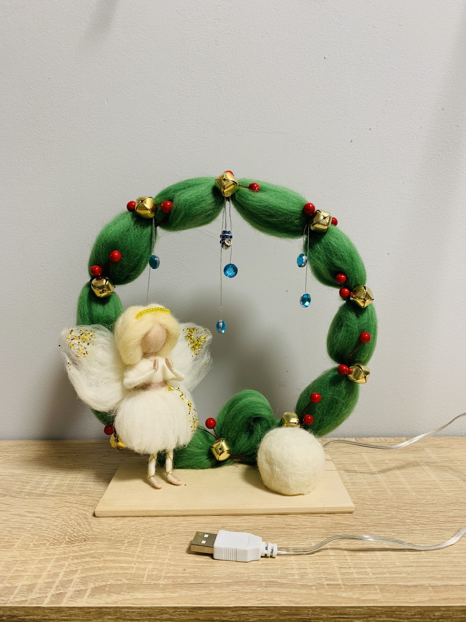 Children's original nightlight with an angel and a green wreath, a unique gift for babies