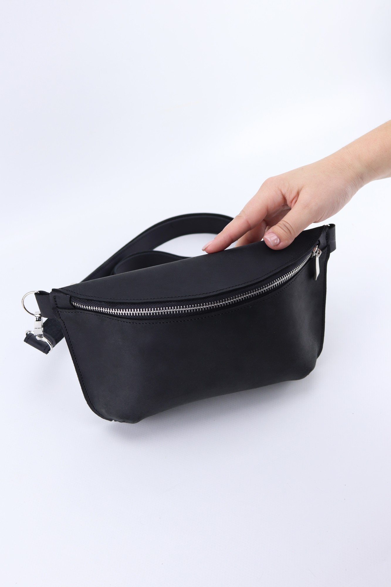 Man Black Leather Fanny Pack Black Leather Banana Bag Man 