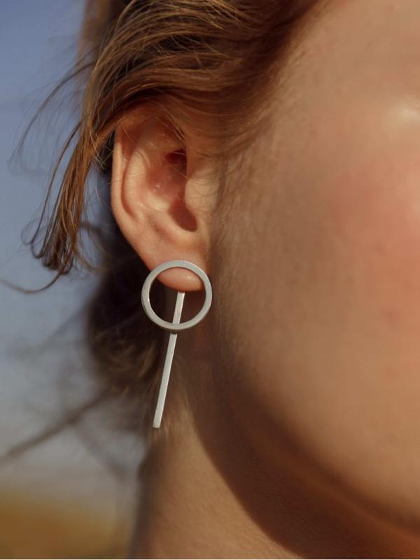 Earrings circle and stick
