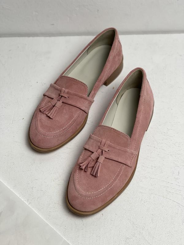 Genuine suede loafers with tassel