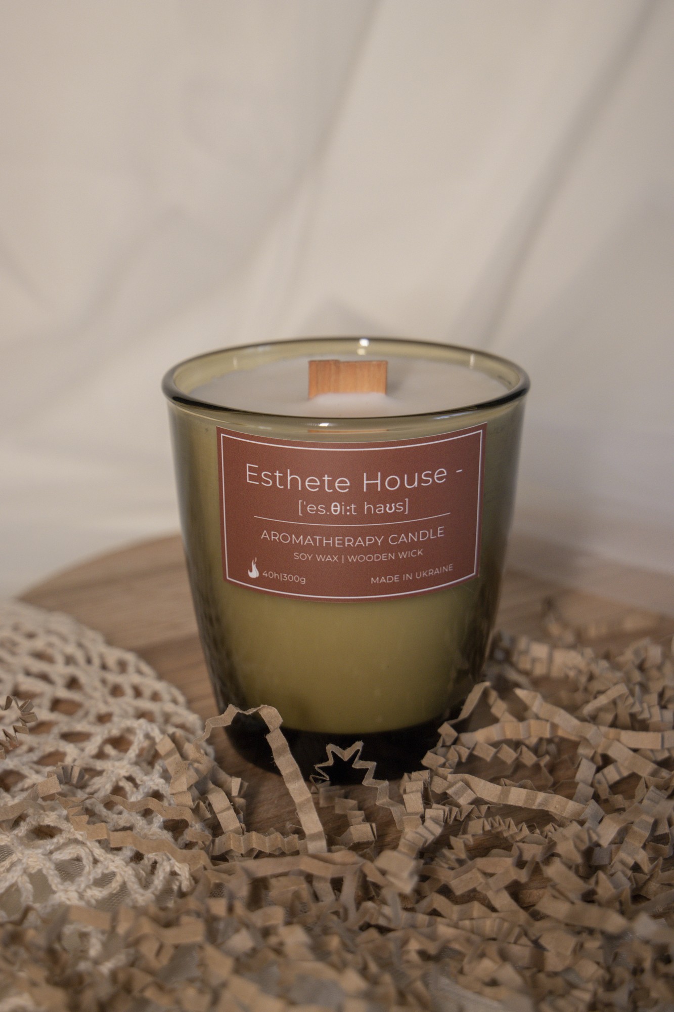 The Esthete House candle - 100 % soy wax