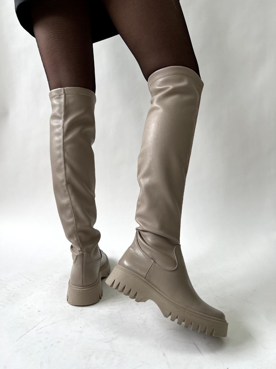 Boots Astra beige stretchy