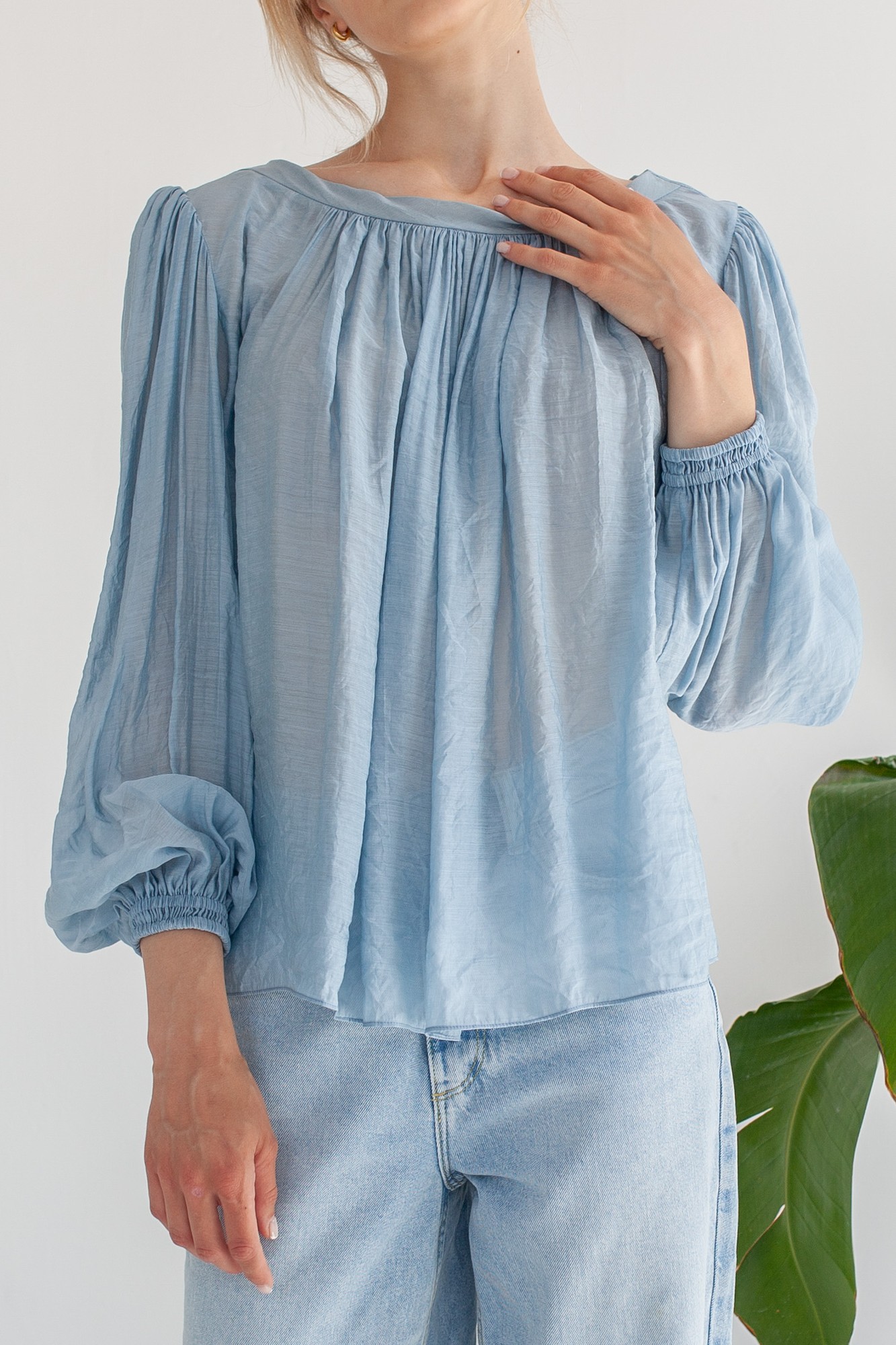Double-sided blue blouse
