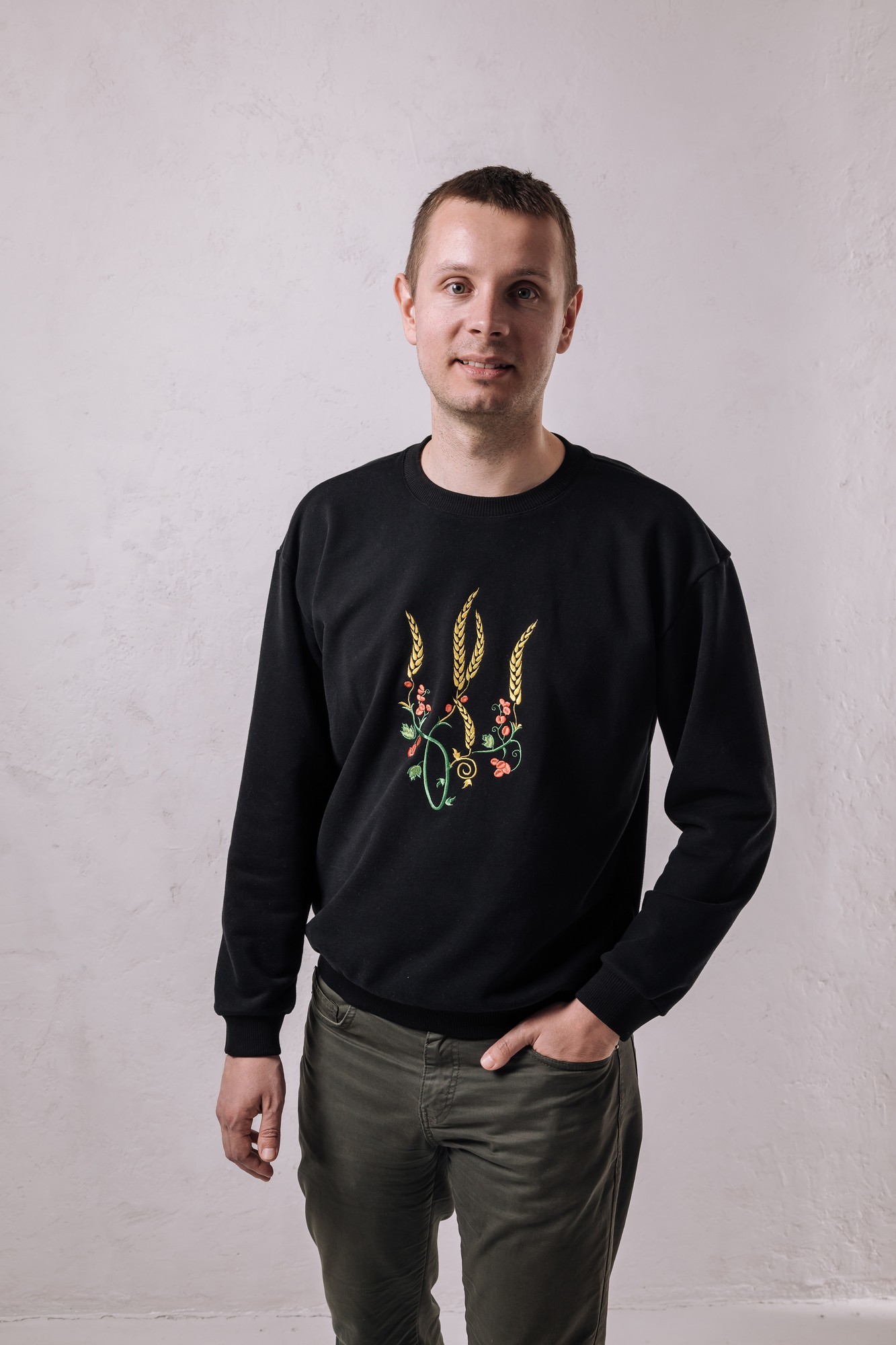 Men's sweatshirt with embroidery "Ukrainian tryzub red Kalina" black