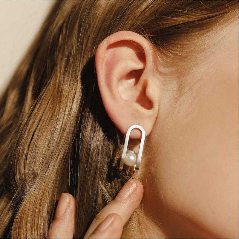Special earrings