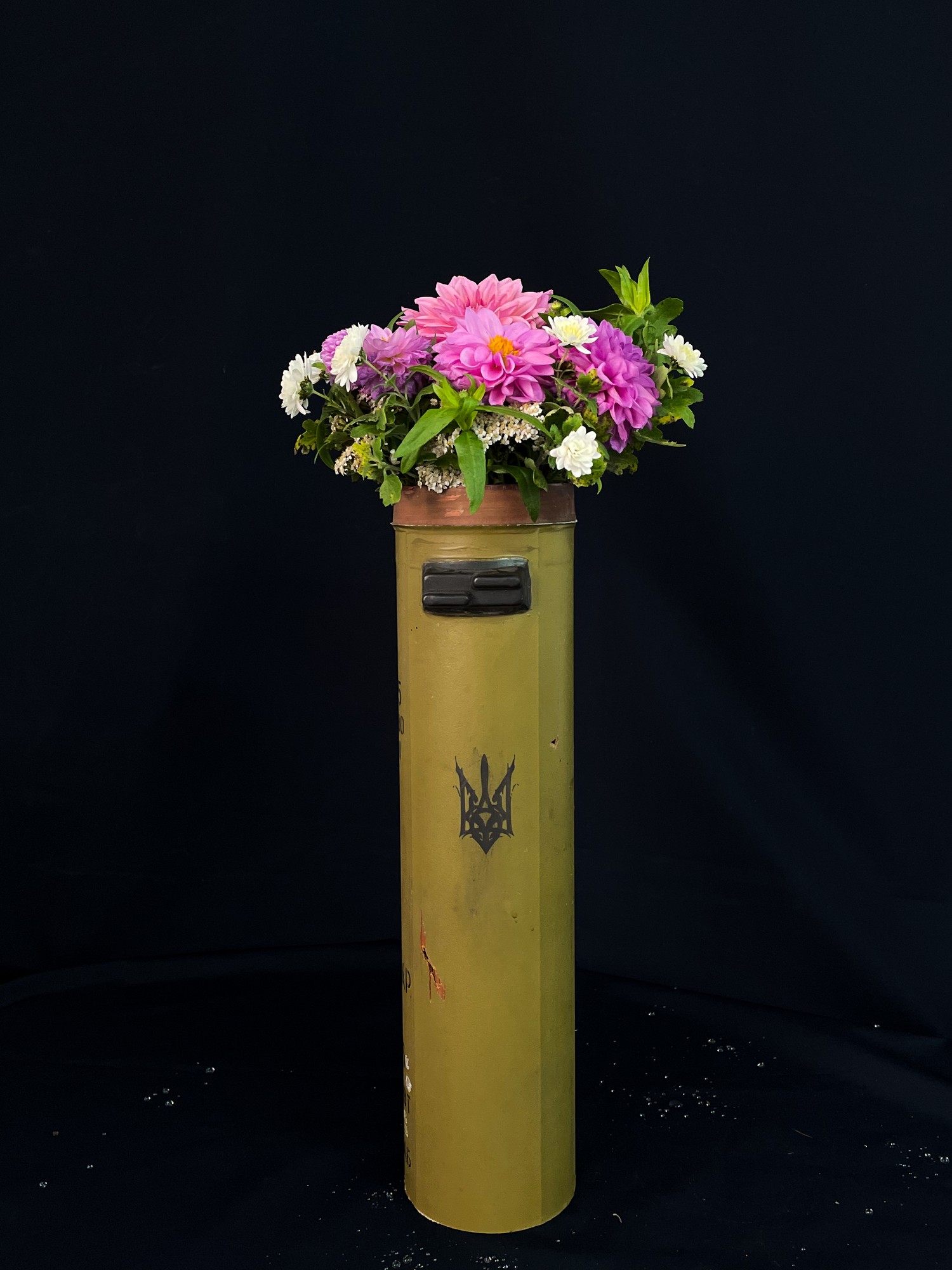 Vase is made of RPG-18 Mukha