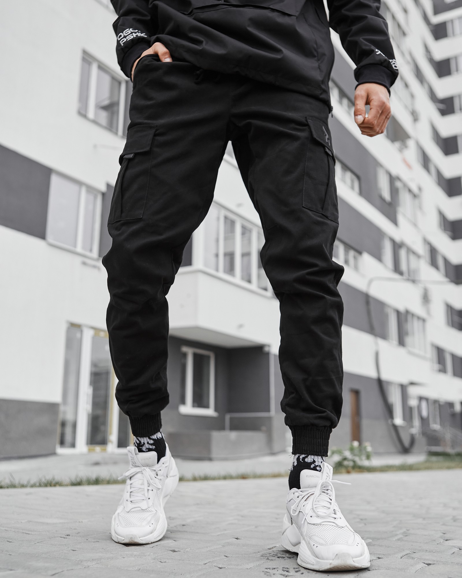 Warm men's cargo pants ogonpushka slot black 21493 from OGONPUSHKA