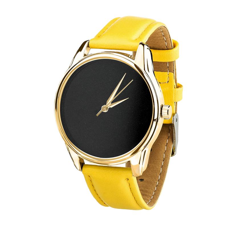 Ziz clock minimalism is black (yellow, gold)