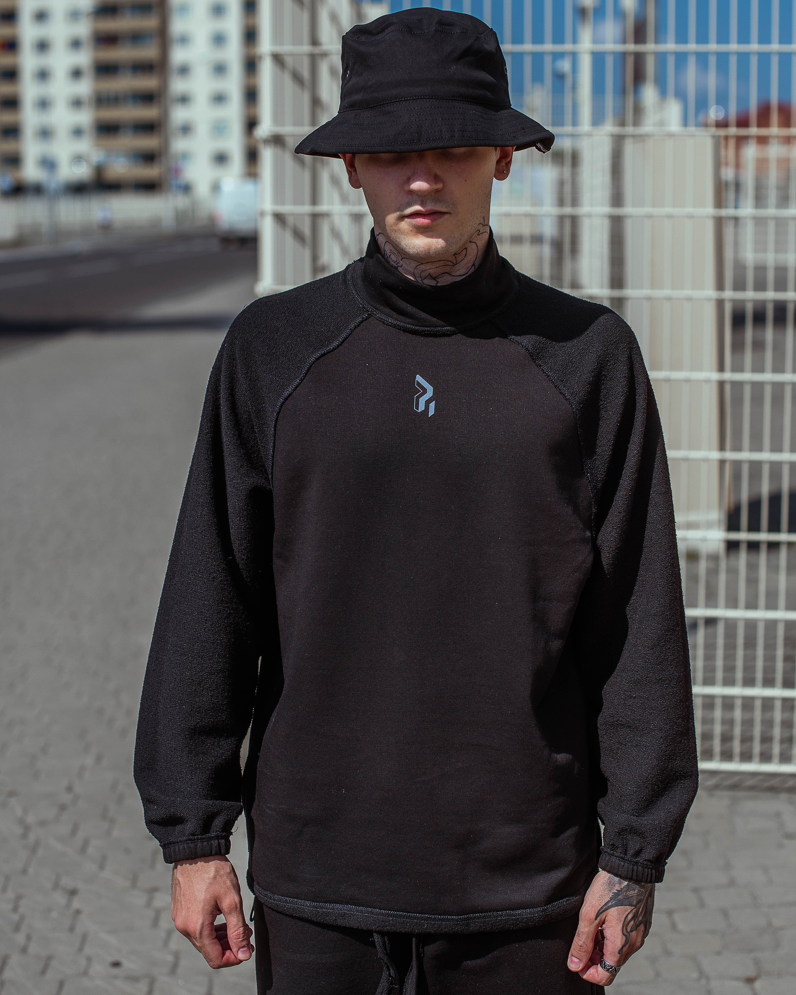 Men's double-sided sweatshirt OGONPUSHKA Reverse black