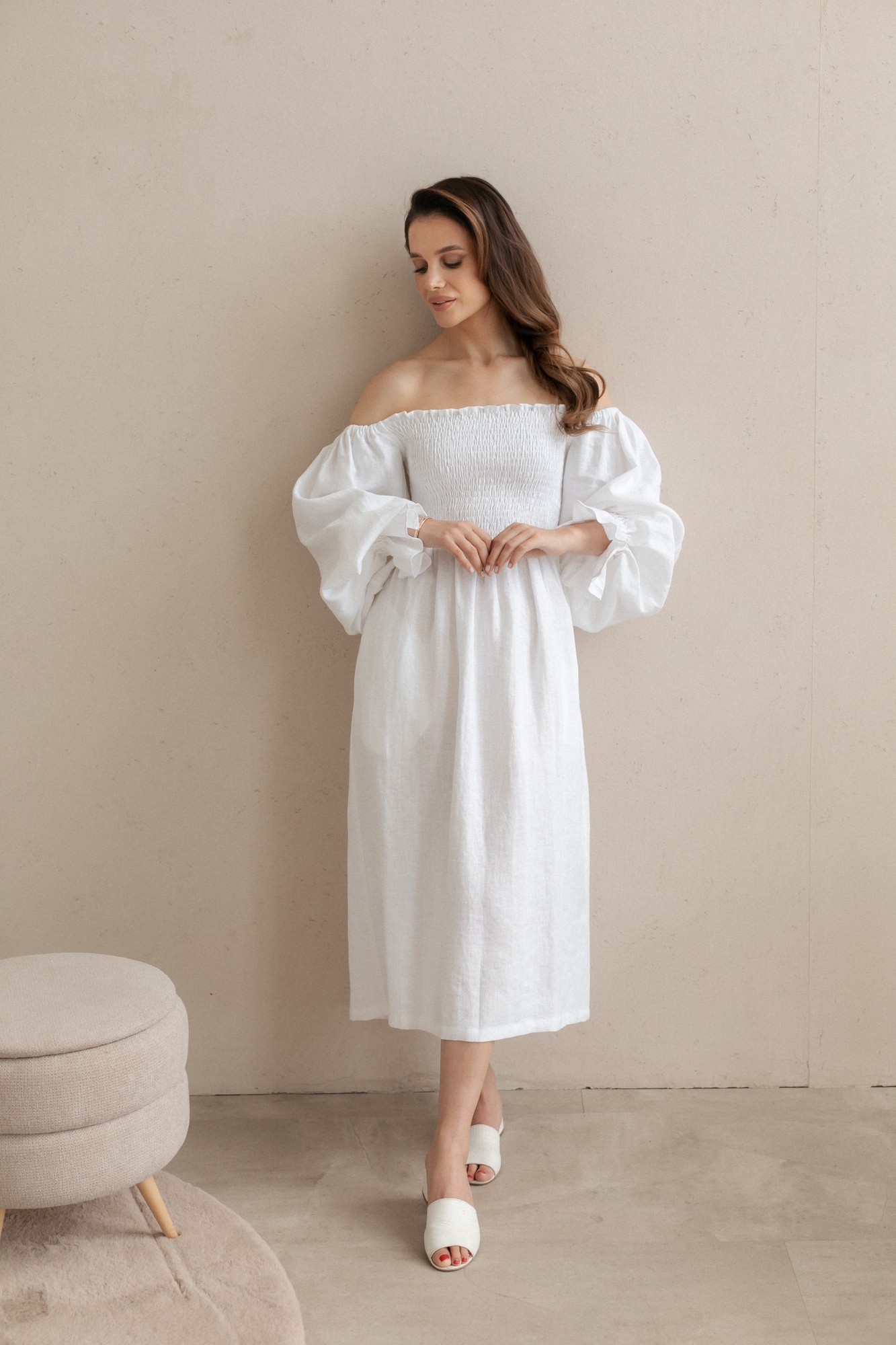 White Linen dress with an elastic bodice