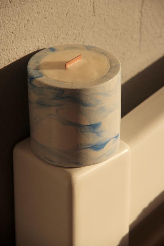 Soy candle marble blue