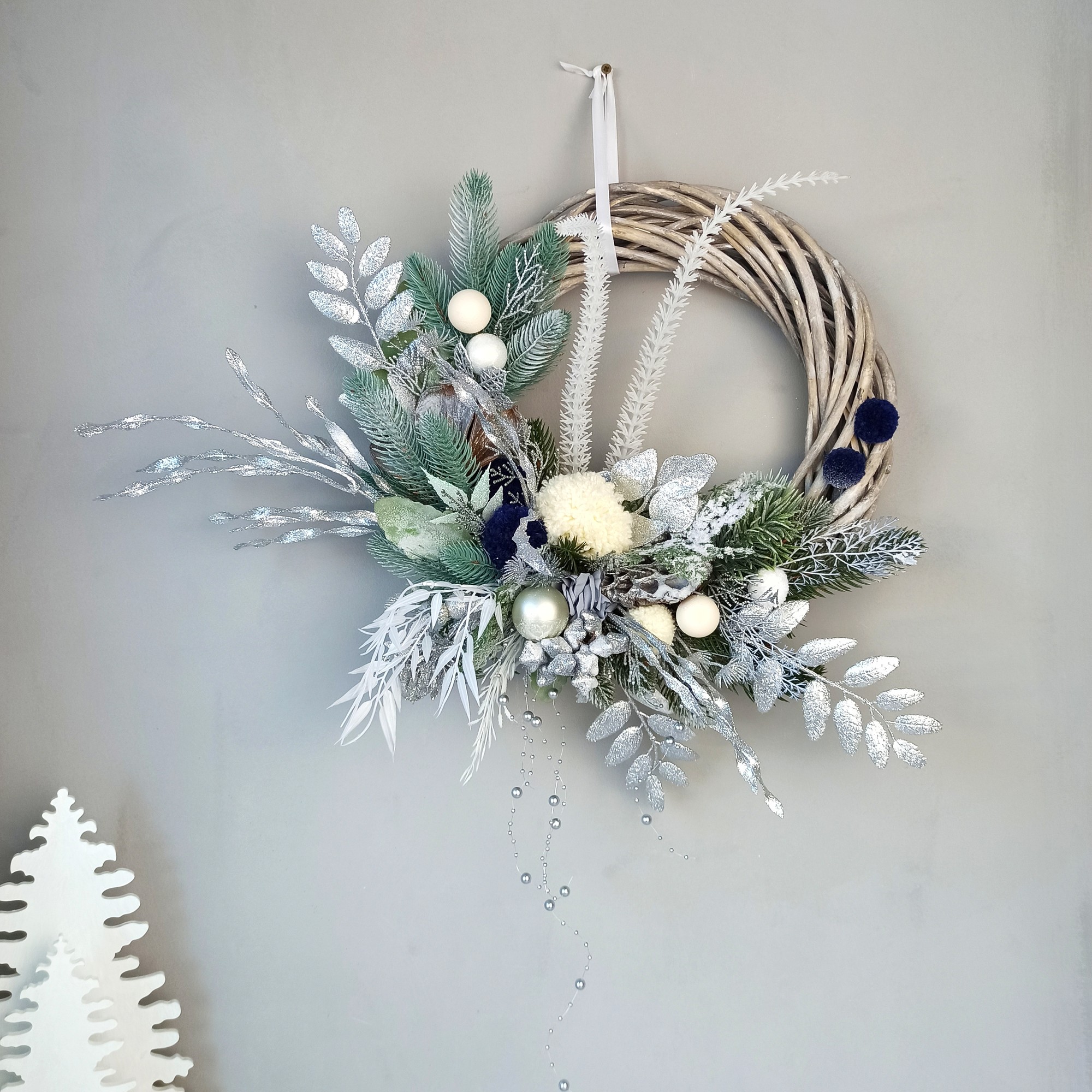 Christmas wreath, wreath on the door
