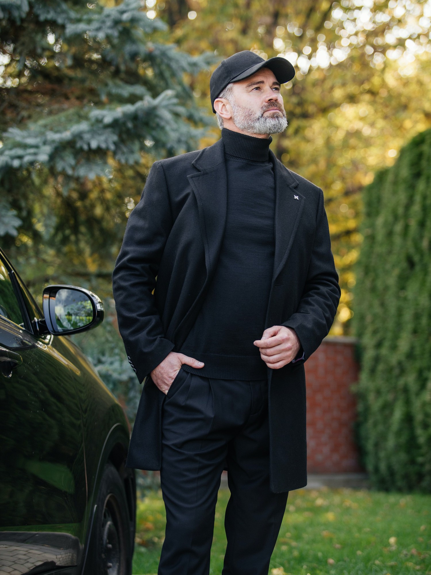 Black wool and cashmere coat