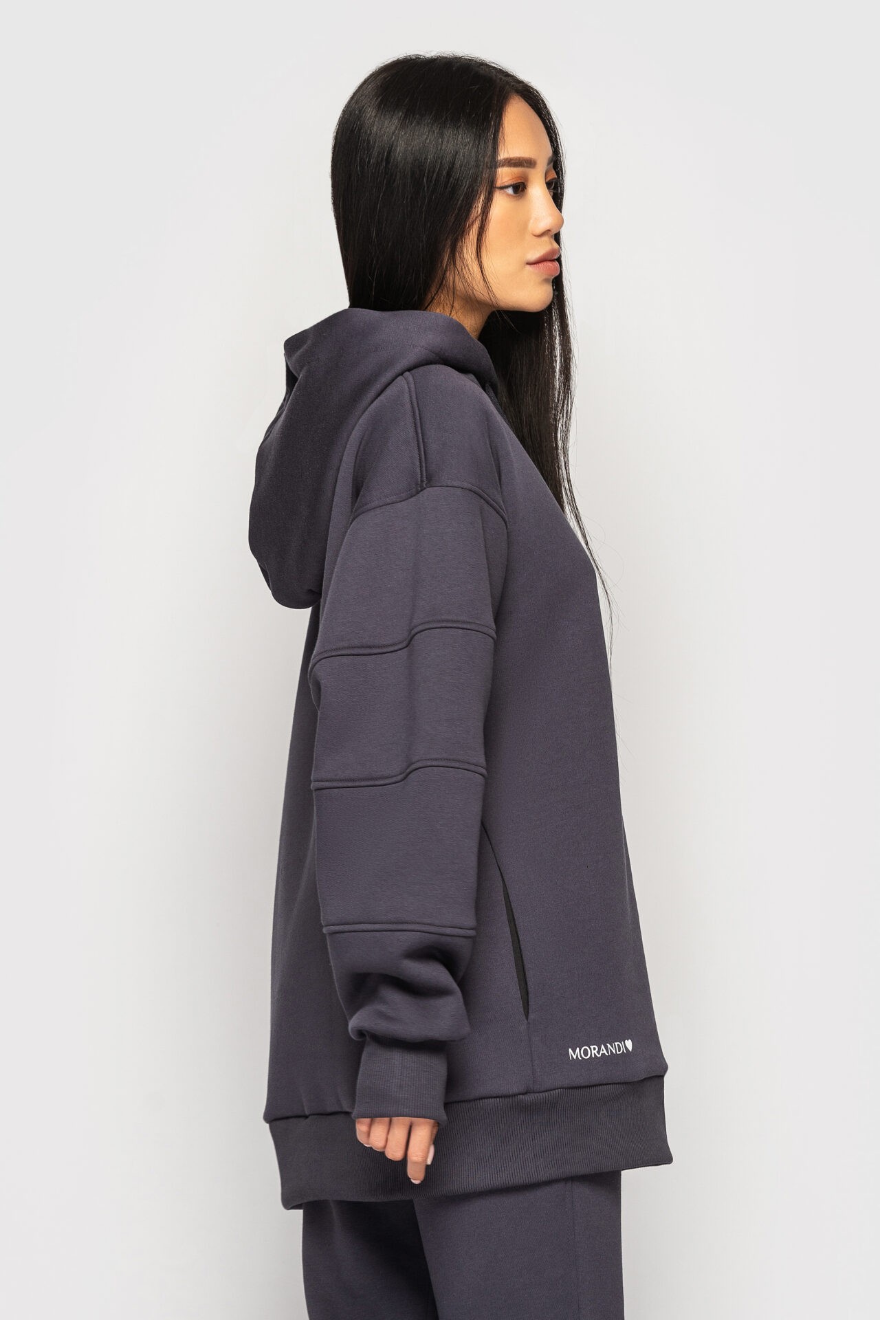 Hoodie with a hood and a decorative seam on the sleeves gray