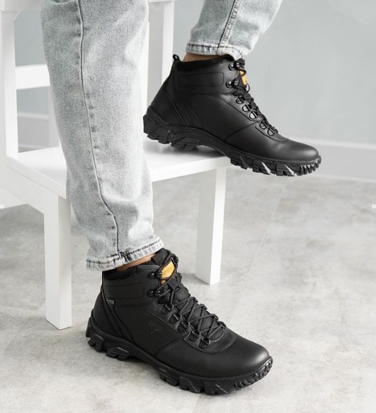 Winter men's sneakers Mida 579. Comfortable leather shoes!
