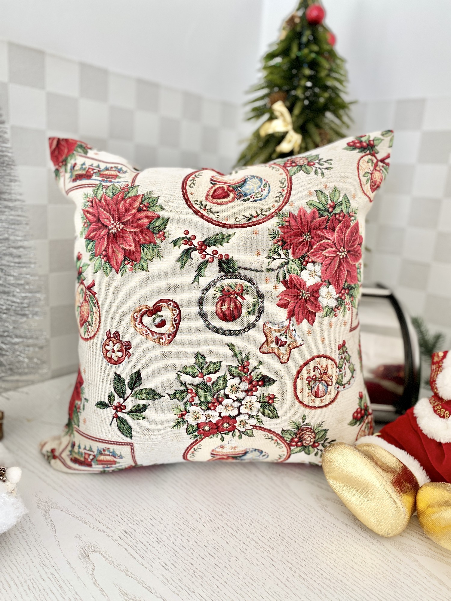 Christmas decorative tapestry pillowcase with gold lurex 45*45 cm. two-sided