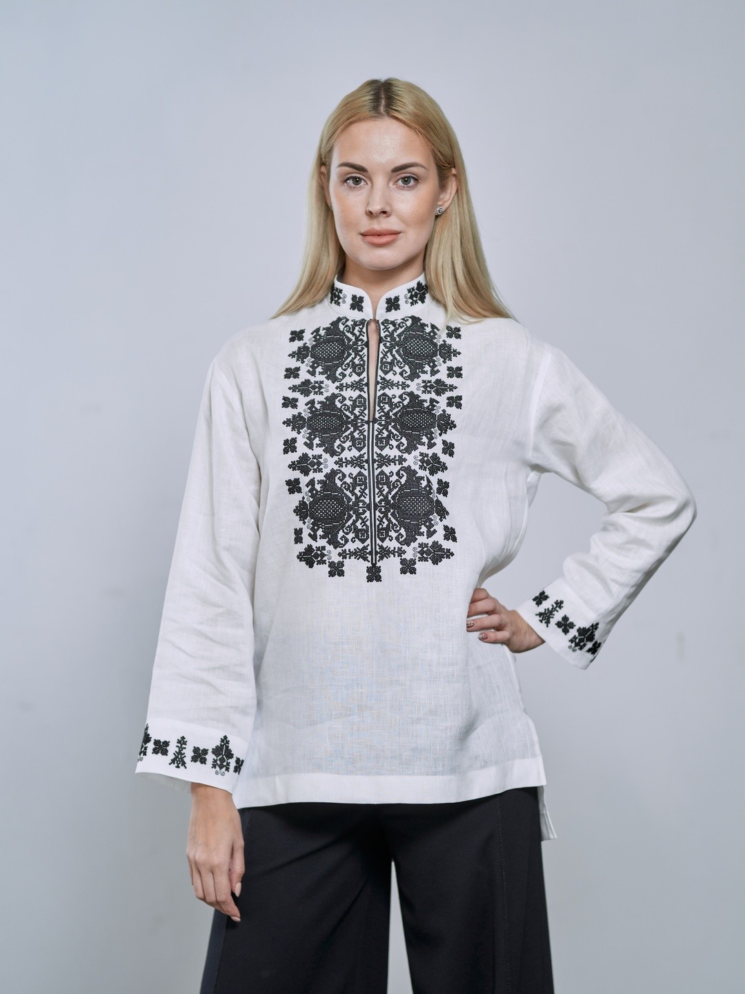 Rubatka Rampage white with embroidery (linen)