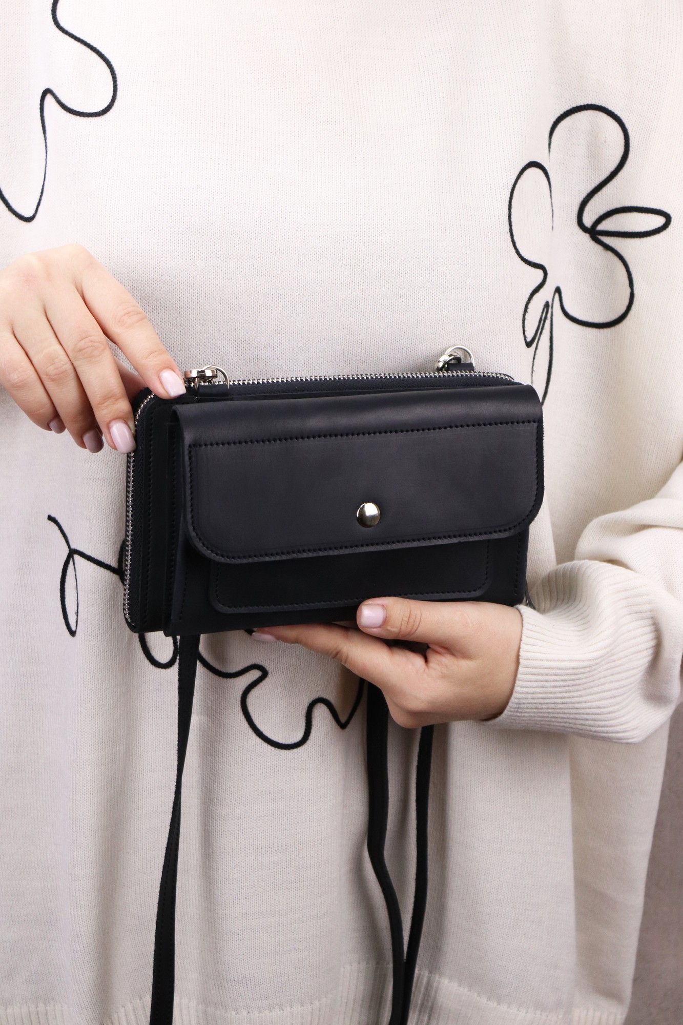 What Fits: Chanel WOC (Wallet On Chain) Bag - PurseBlog