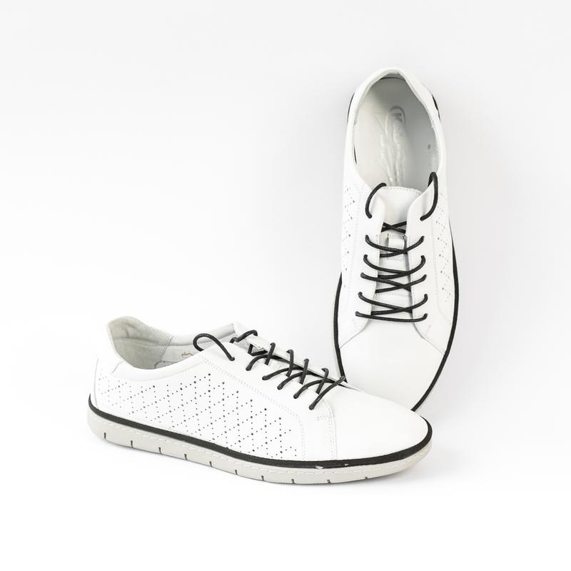 White men's shoes made of genuine leather. choose summer white men's sneakers Kadar 359