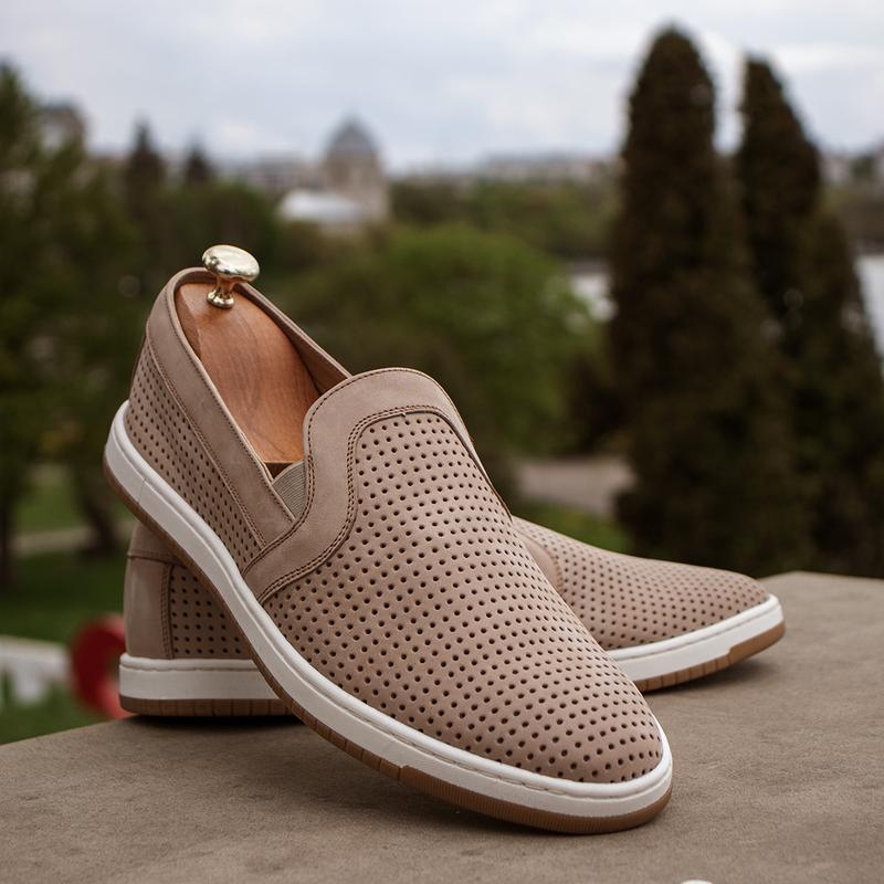 Summer men's moccasins made of natural nubuck and leather! choose quality and stylish men's shoes!