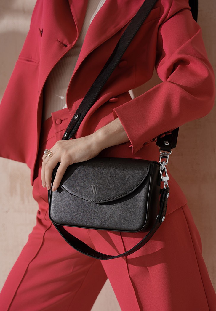 Leather crossbody bag black the wings twmollyg 24581 from Wings