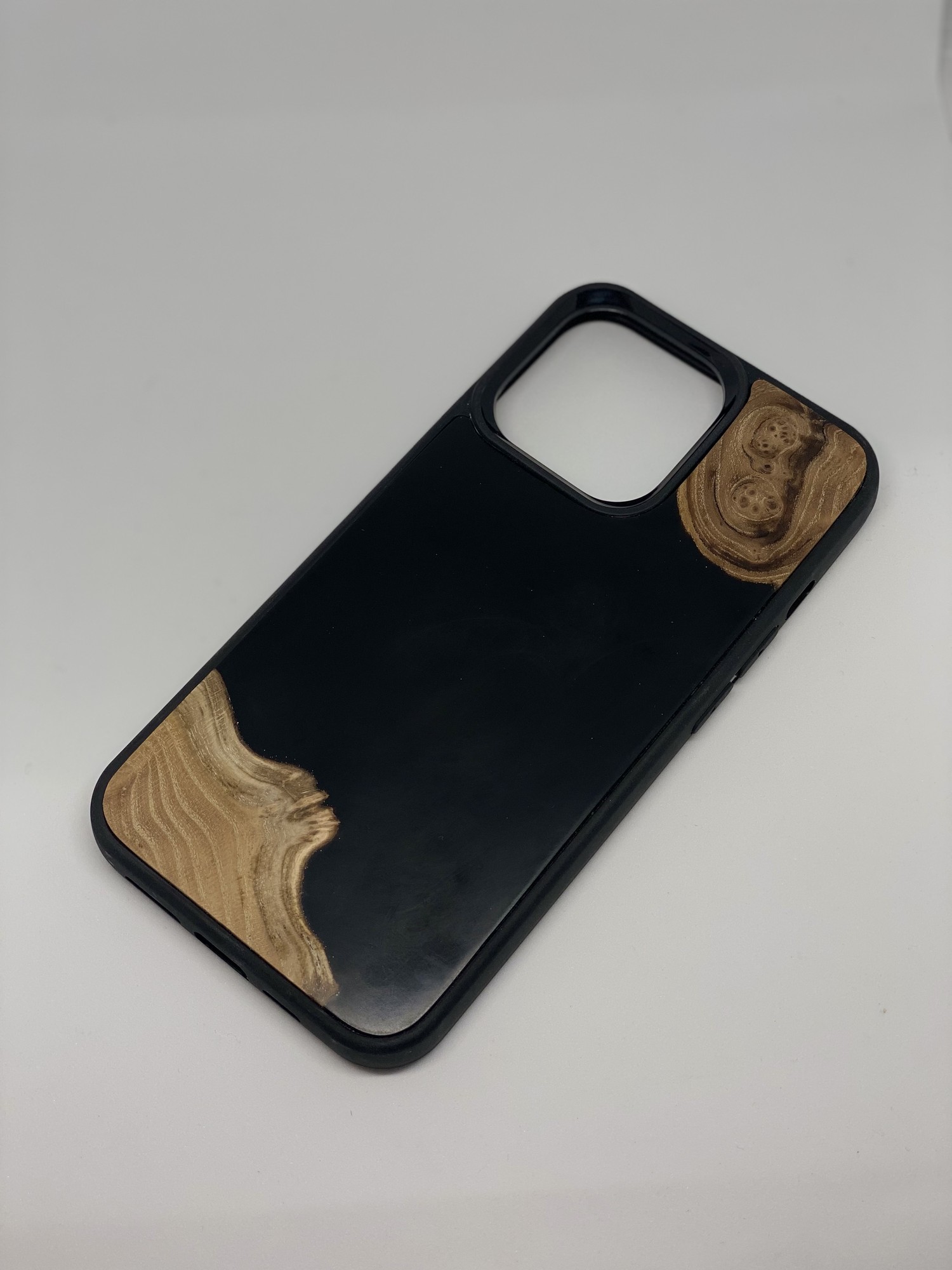 Wood case for IPhone 13 Pro
