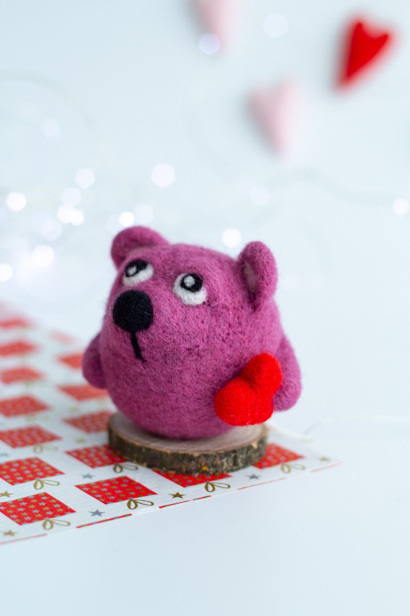 Valentine's Day gift Wool bear with heart