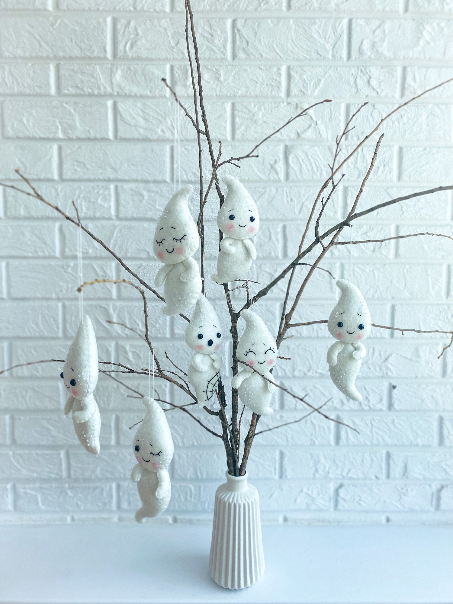 Halloween tree ornaments Ghost Wall hanging Decor Set of 7