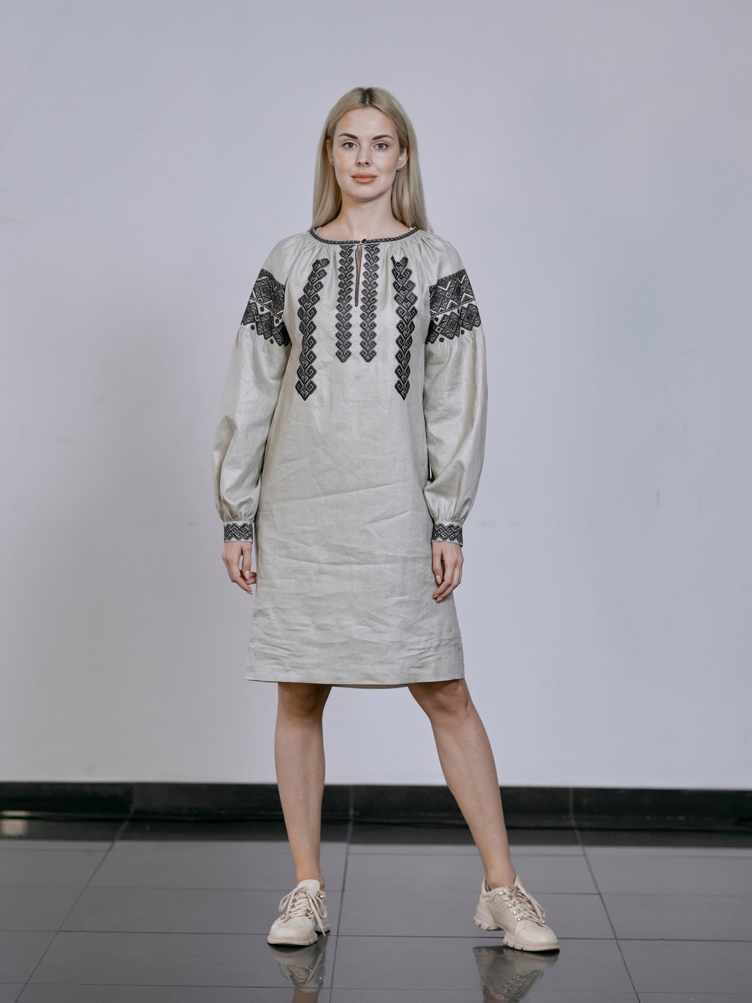 Dress with embroidery «Fertility» melange