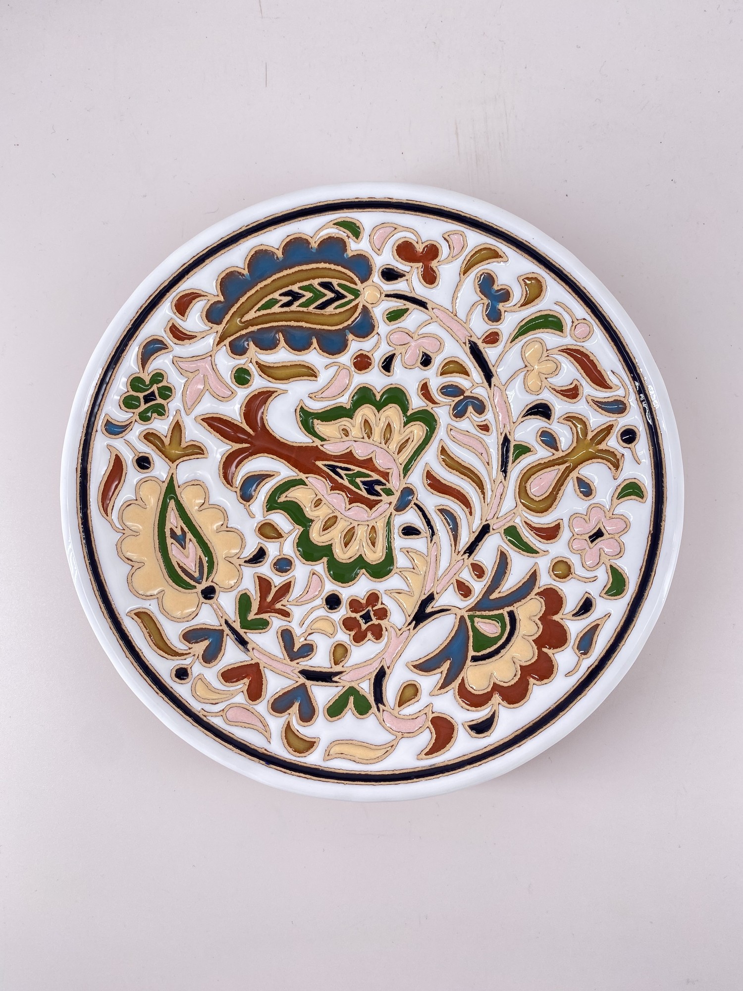 Decorative plate 25847 from Quru Isar with donate to u24