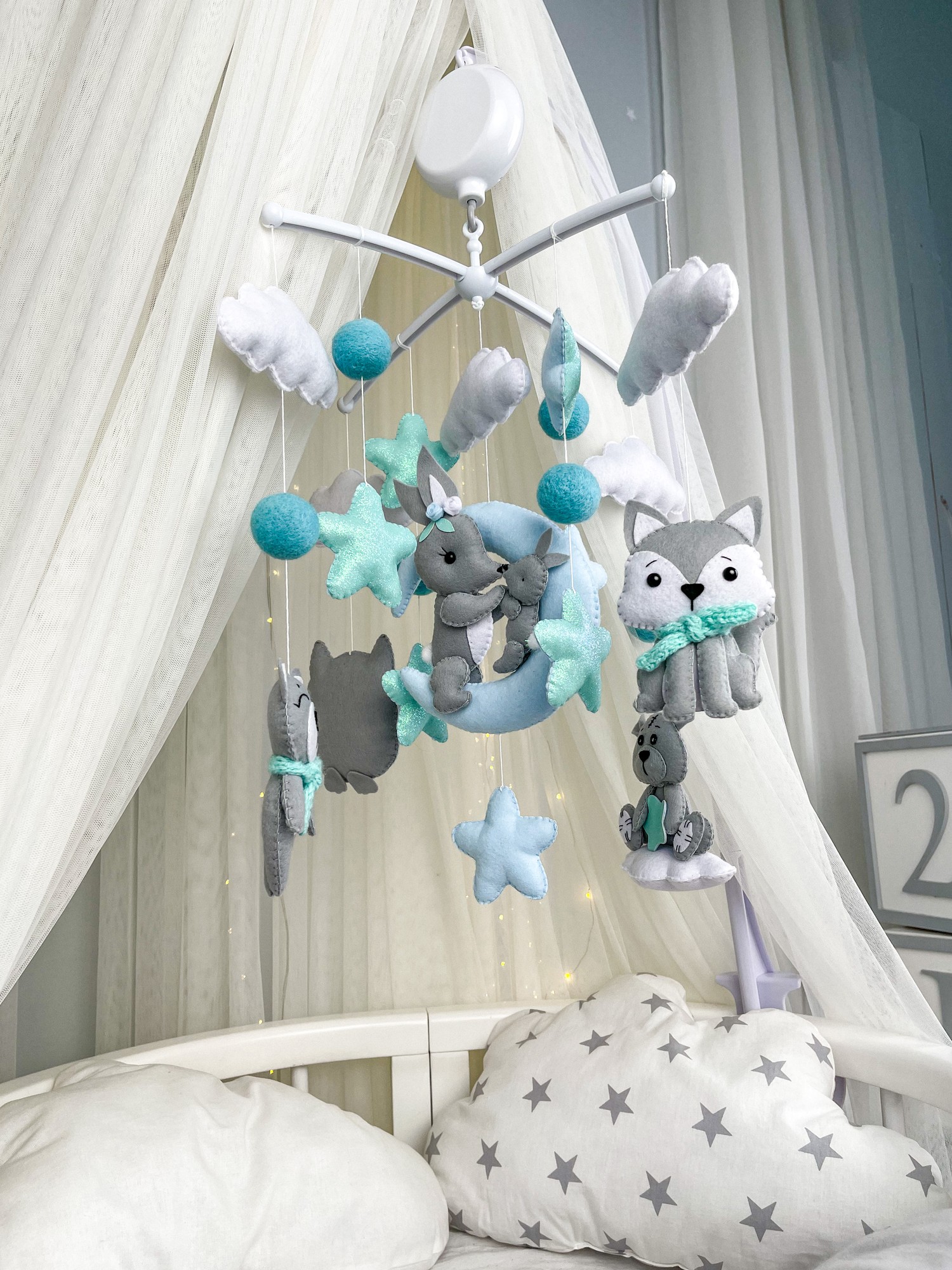 Musical baby mobile with bracket gray-turquoise