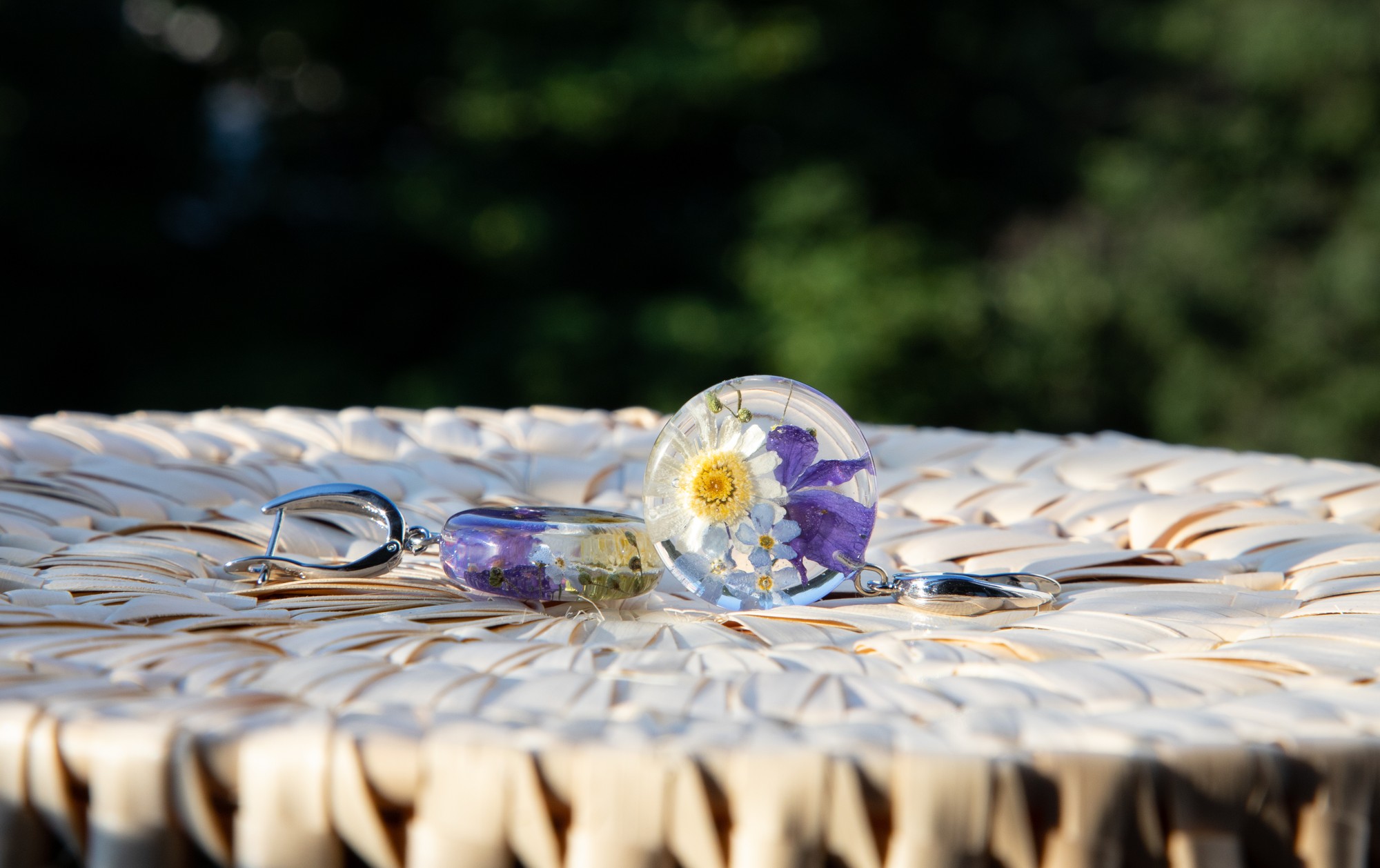 resin pressed flower jewelry