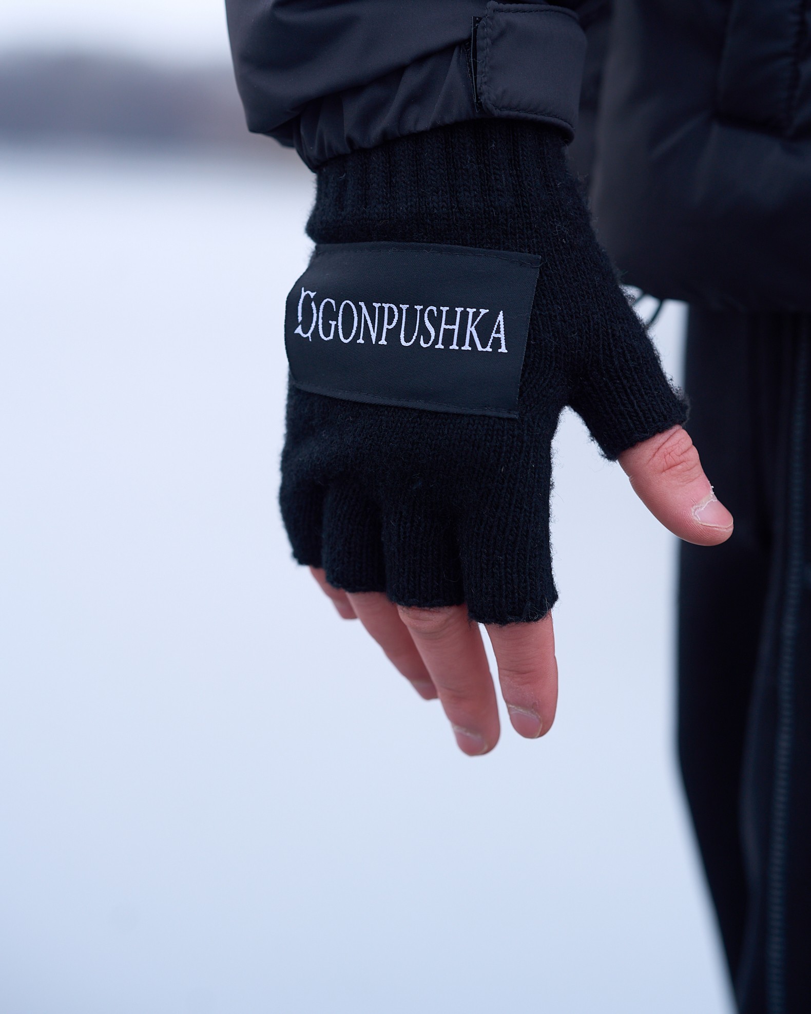 OGONPUSHKA Shot unisex gloves black