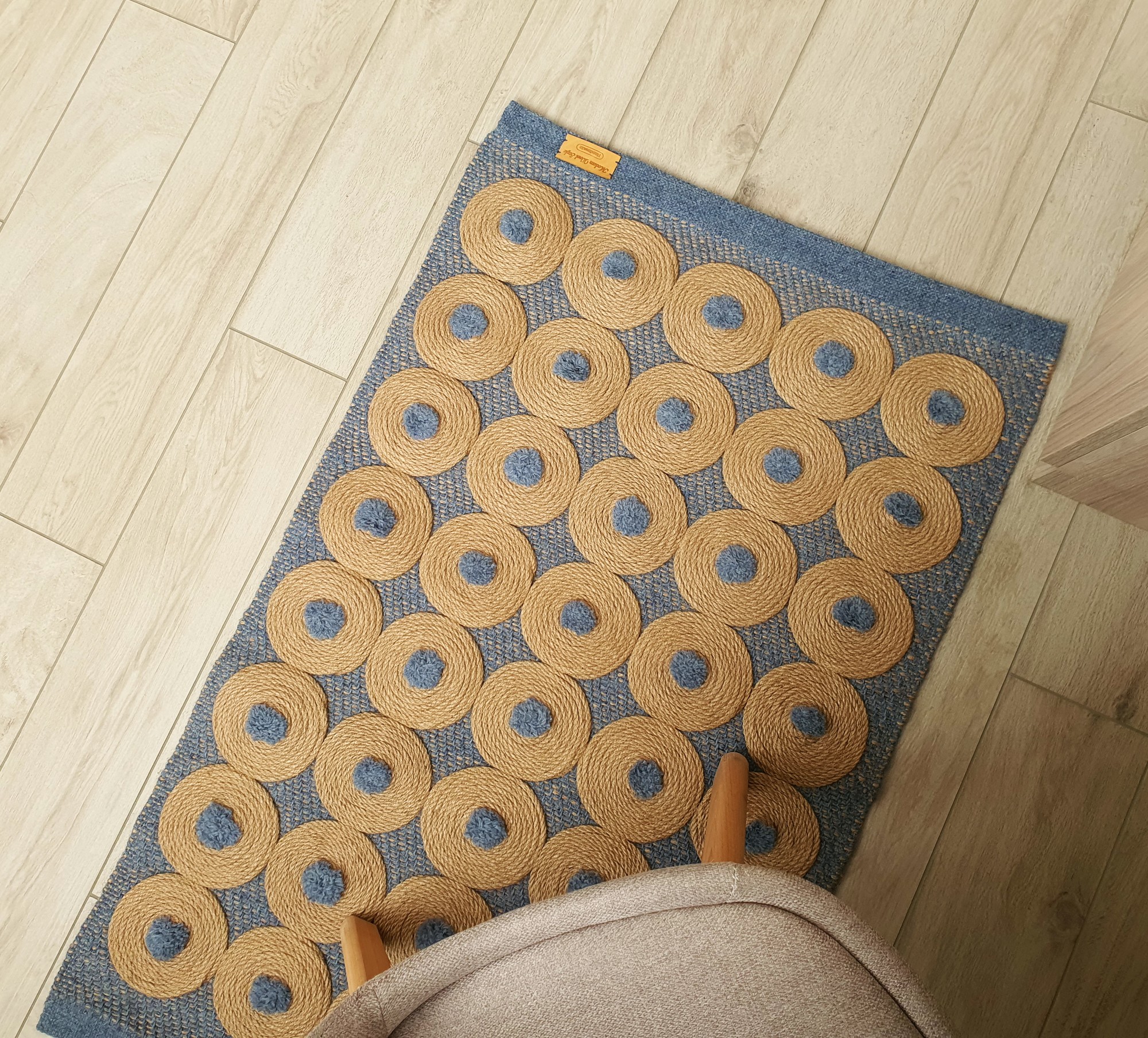 Bedside jute rug with wool blue small woven jute mat 26267 from