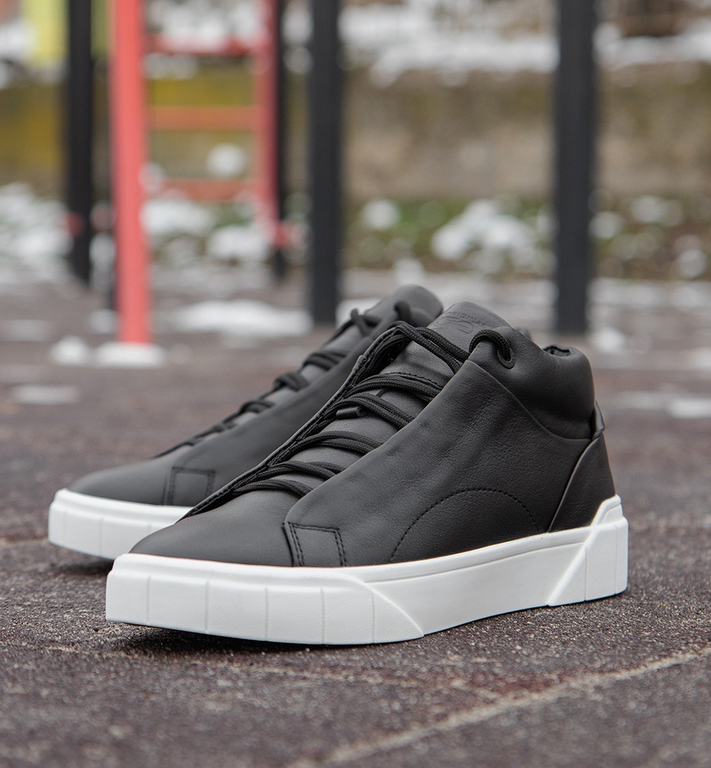 Men's shoes with white soles. Winter sneakers with fur! ED-Ge 583
