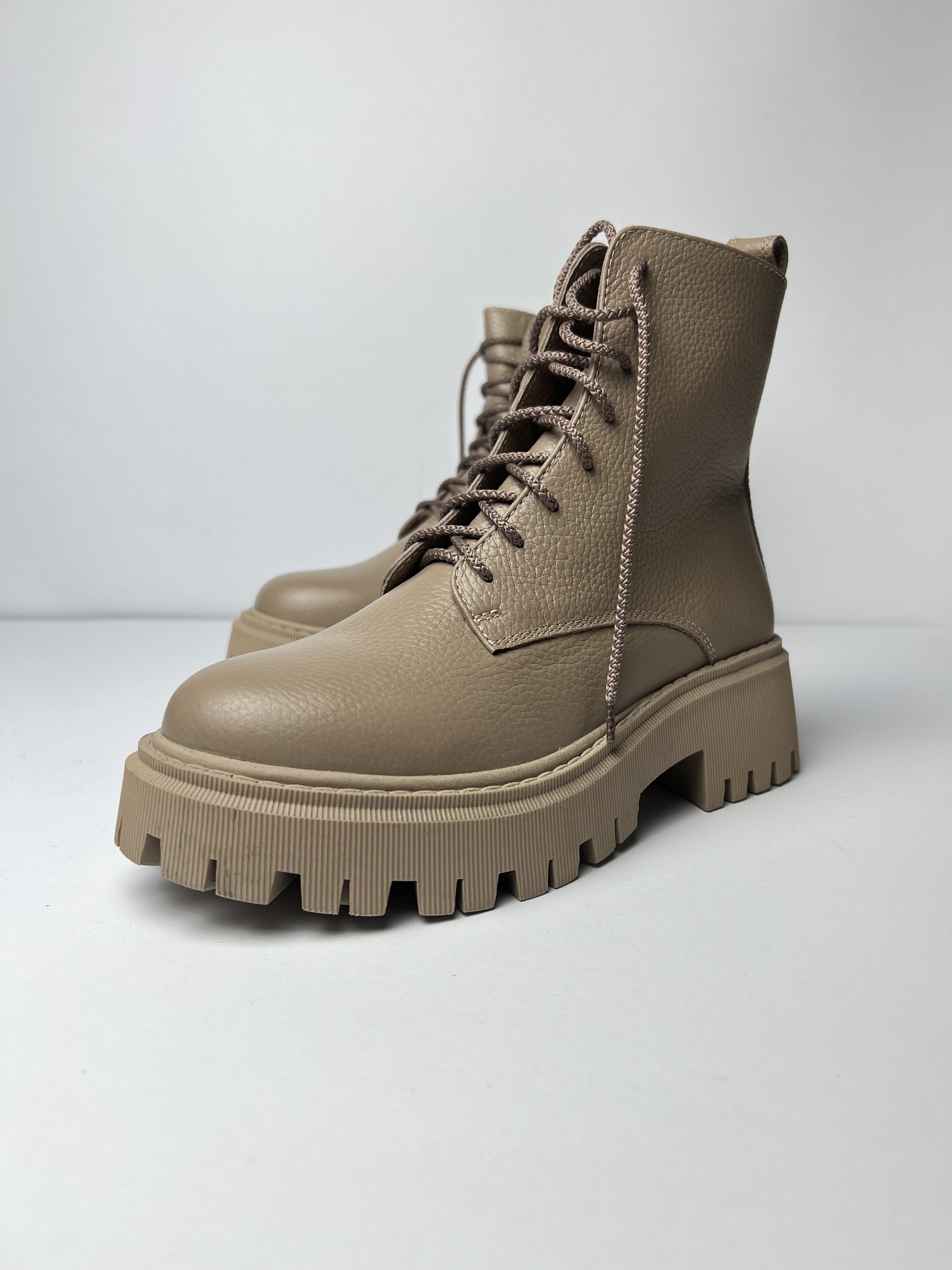 Beige leather boots - 26691 from Your Step with donate to u24
