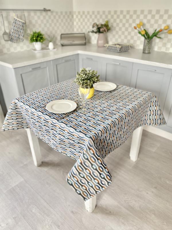 Tapestry tablecloth limaso 137 x 137 cm. tablecloth on the kitchen table