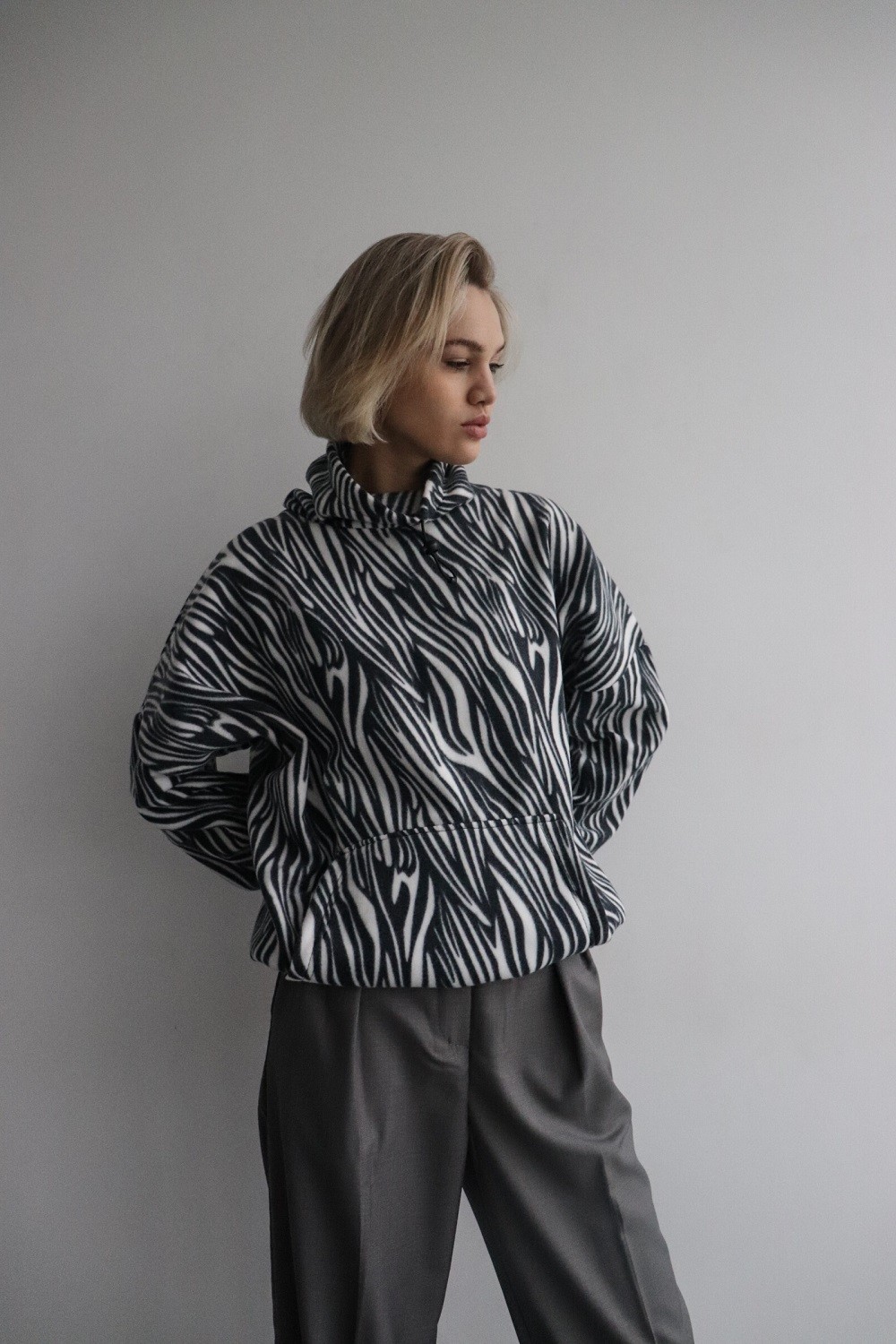 Sweatshirt "zebra" blackwhite 27155 from SKRIPKA with donate to u24