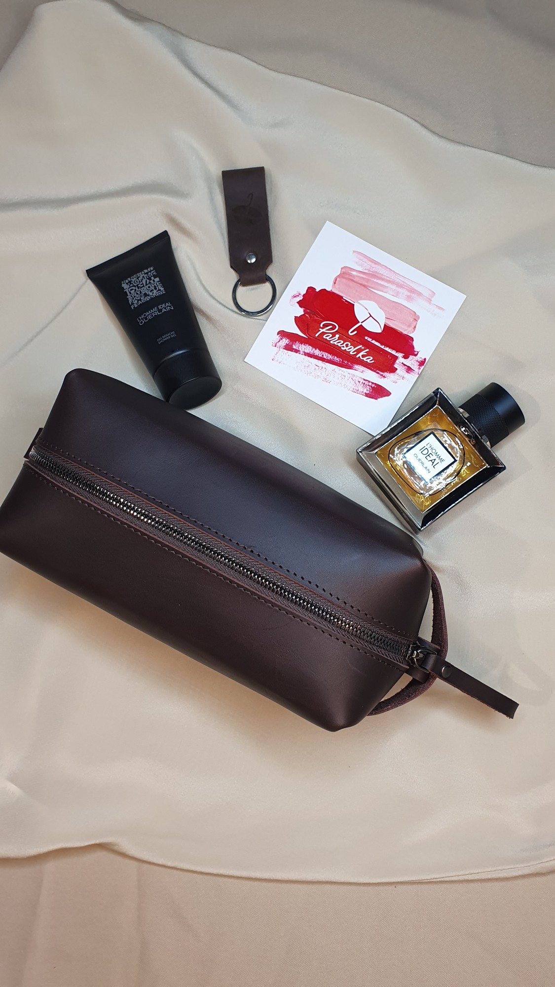 Mens Toiletry Bag, Personalized groomsmen gift, Dark Brown  Leather Toiletry Bag