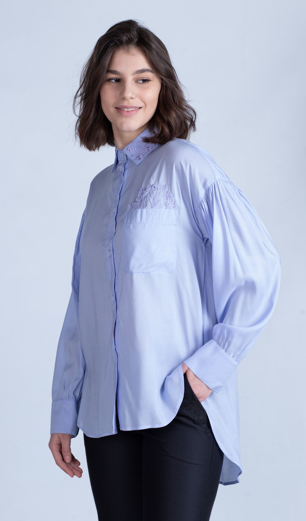 Woman's blouse light blue 168-21/00