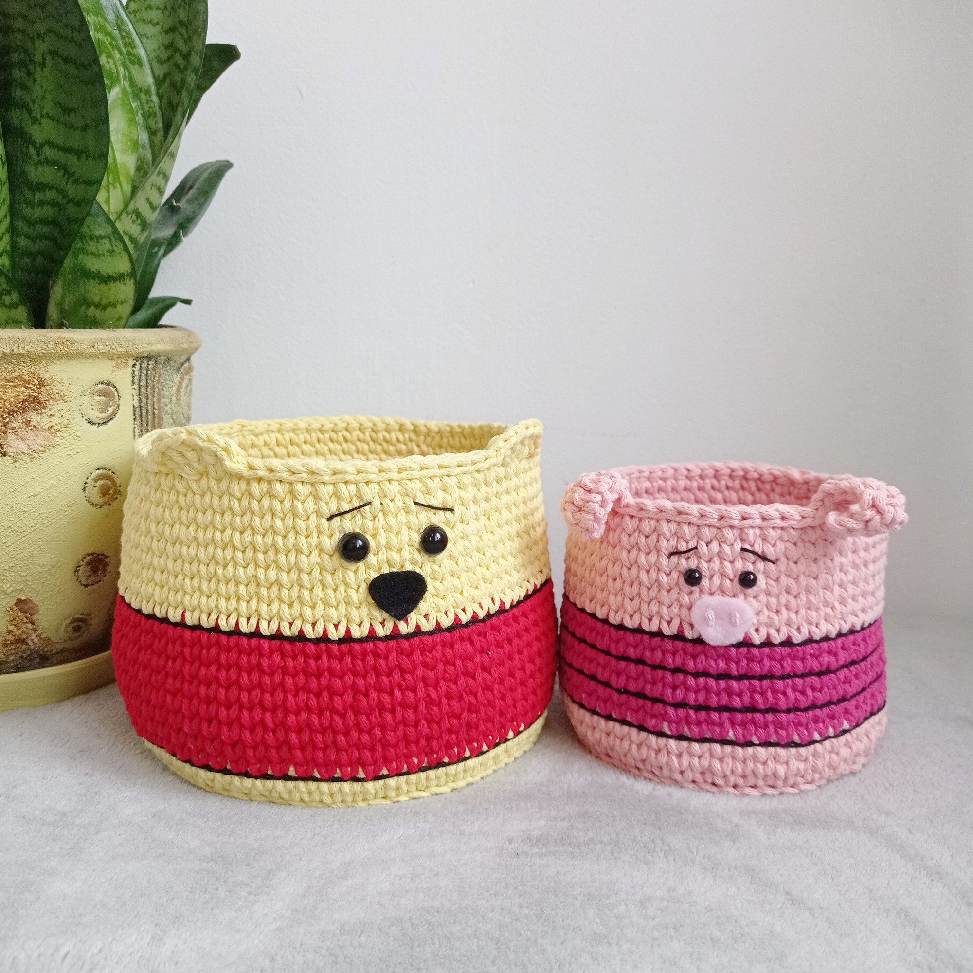 Set of Baskets "Winnie", 2 pcs