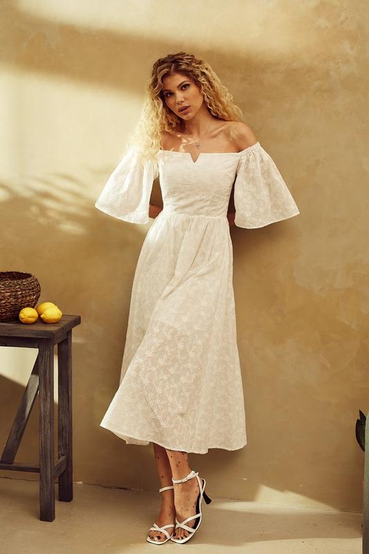 Cotton midi dress with floral embroidery gepur