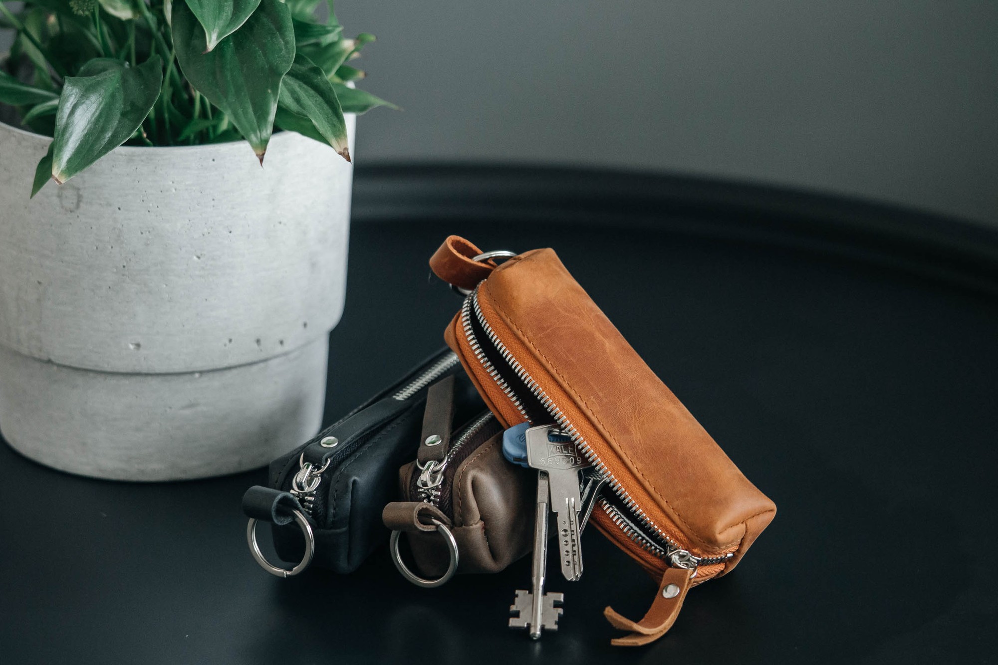 Leather key case Brown Black key organizer key holder on zipper