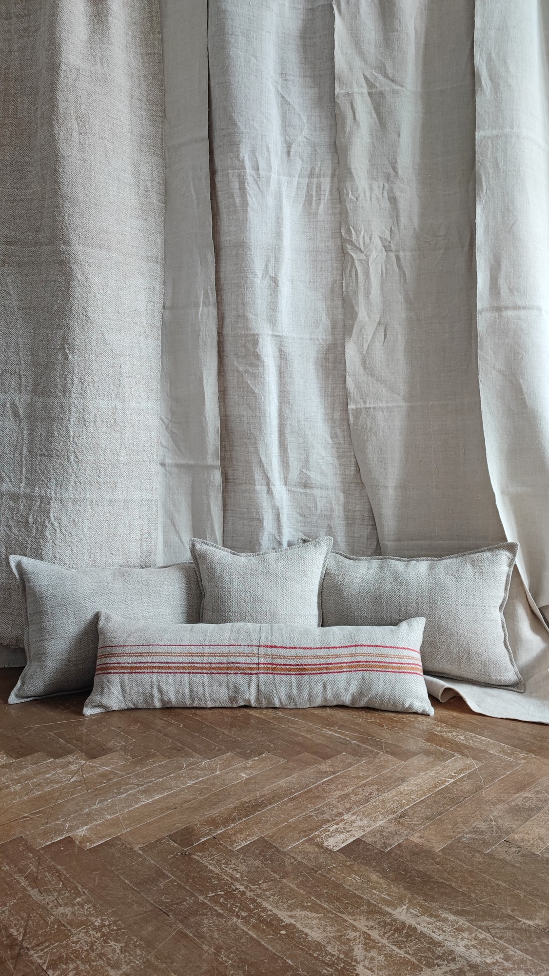 Vintage hemp fabric set of throw pillows 28858 from Masha Puliaieva