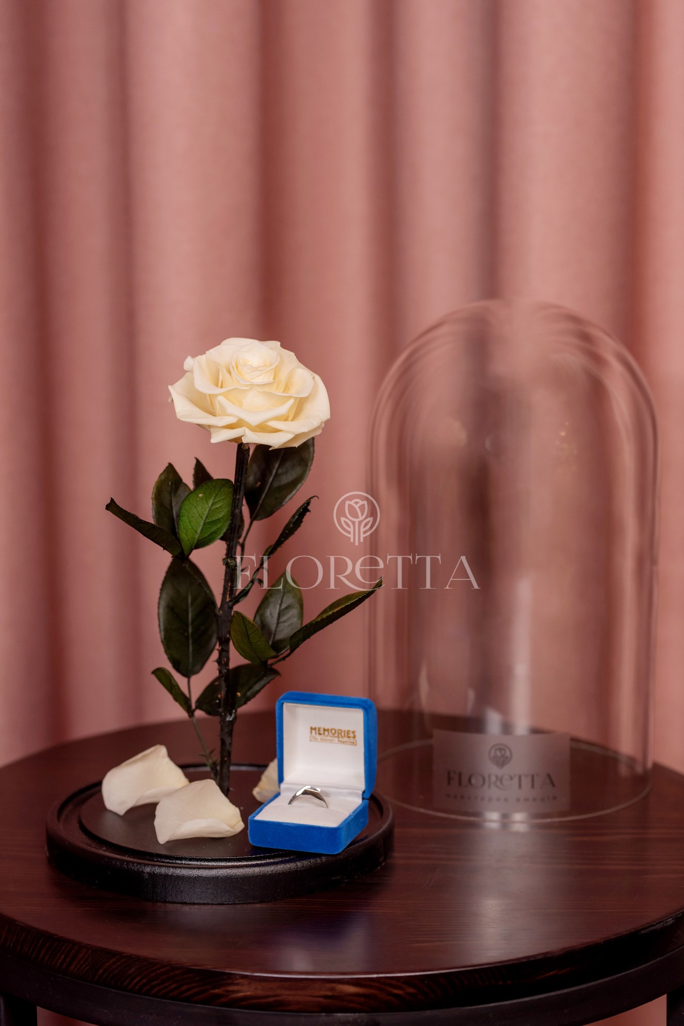 rose in glass dome vanilla