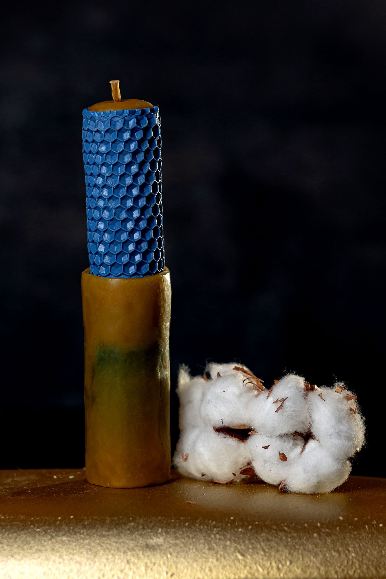 Candles made of wax sheets and beeswax blue 29277 from Valter's