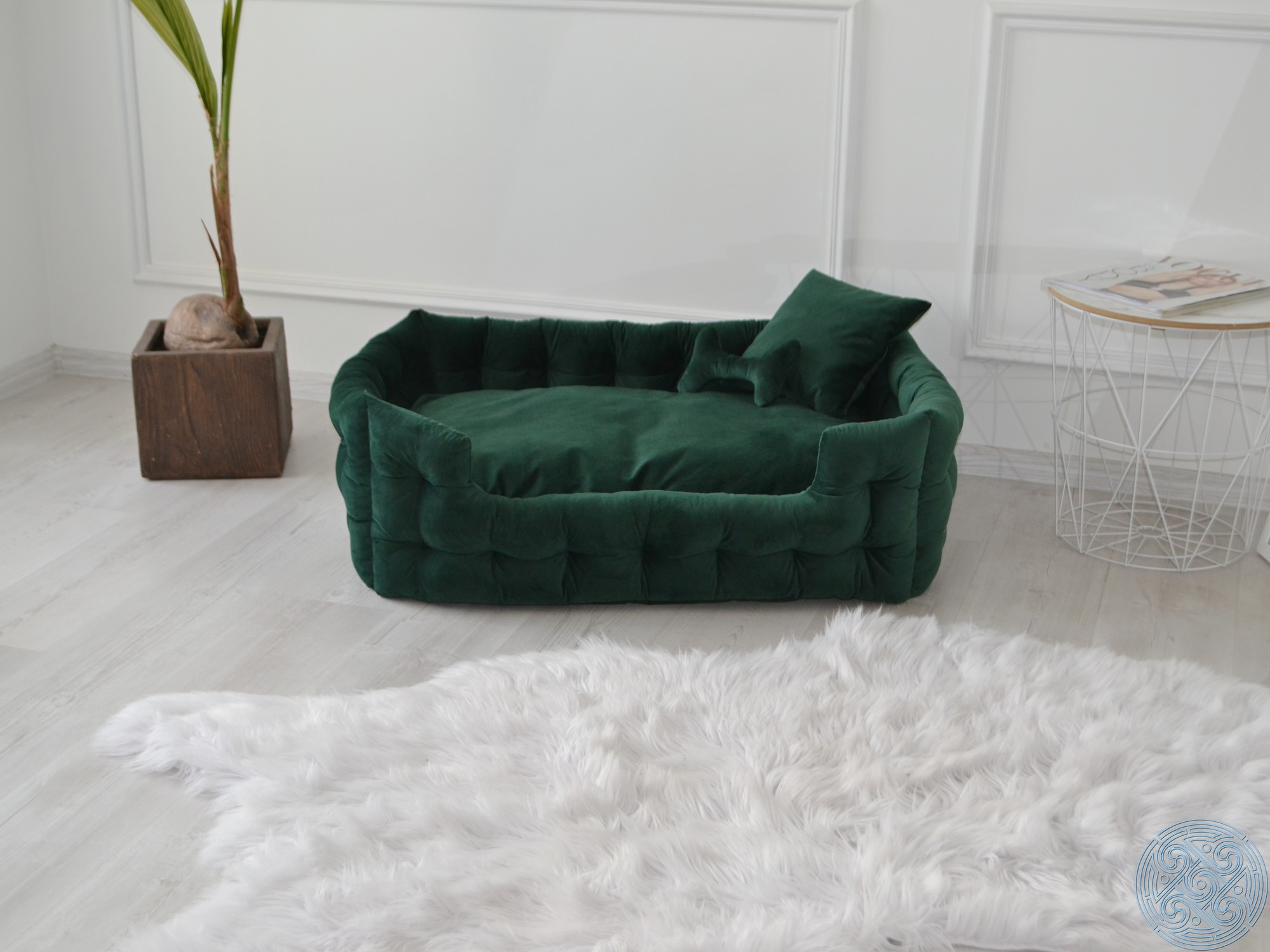 Indestructible in green sofa for large dogs with personalization - 19.6x15.7 in. (50x40 cm.)