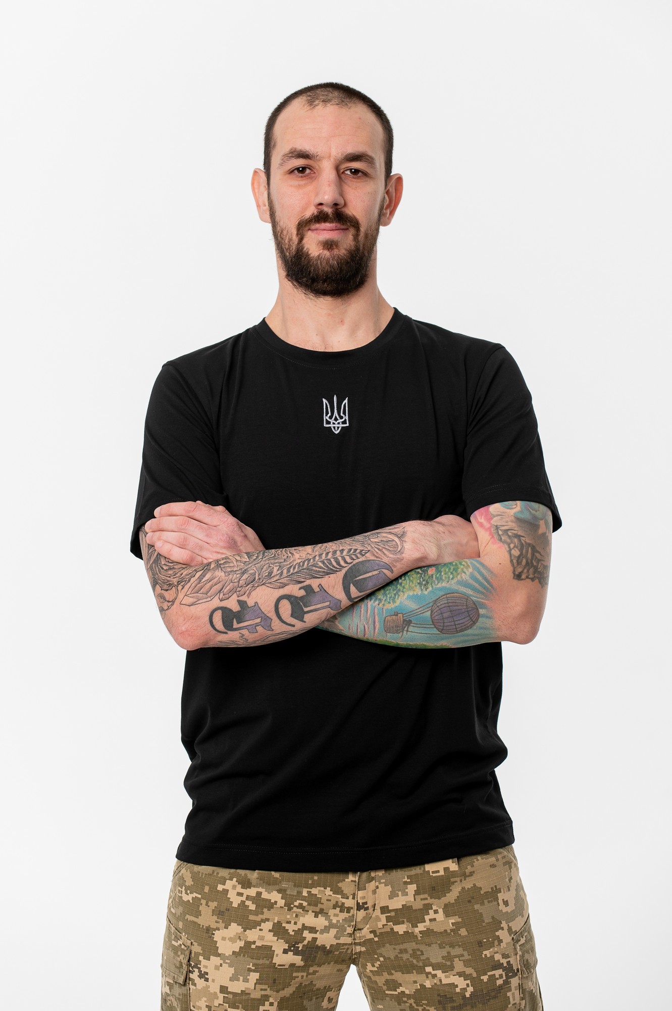 Men's t-shirt with embroidery "Classic tryzub" black