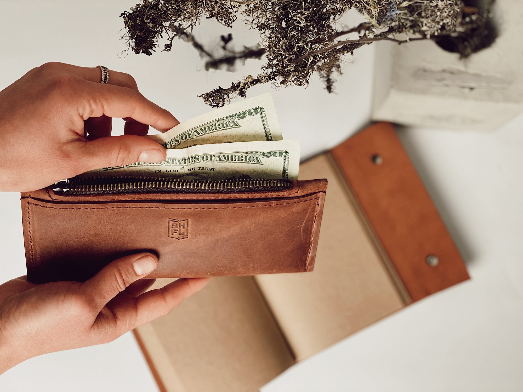 Leather cash envelope wallet