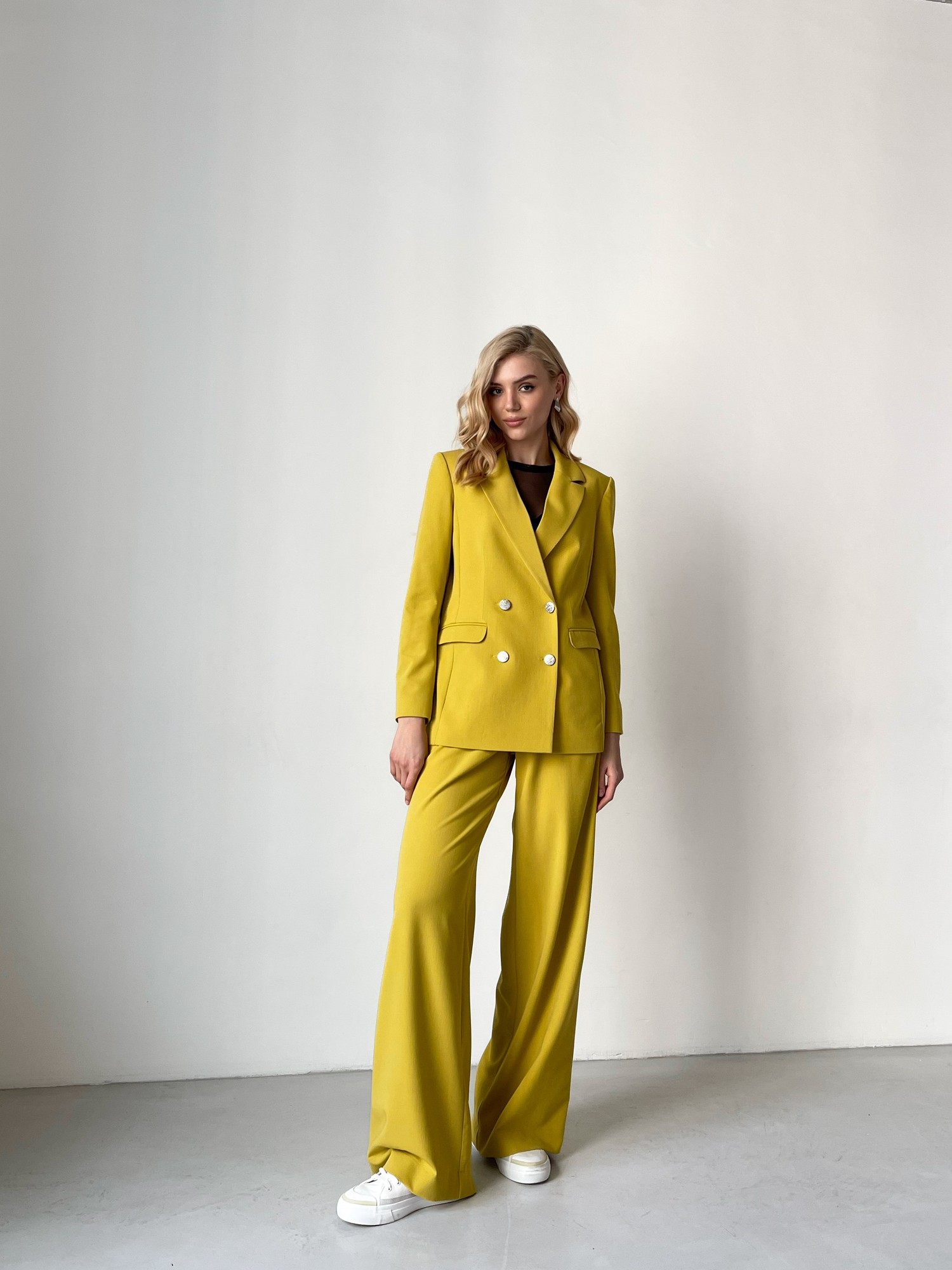 Suit jacket loose fit and maxi palazzo pants yellow